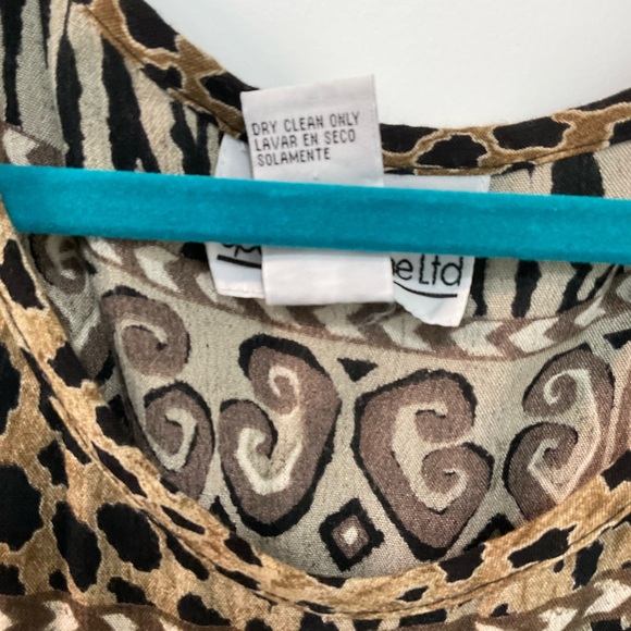 Size 16 rayon animal print dress - Picture 3 of 3